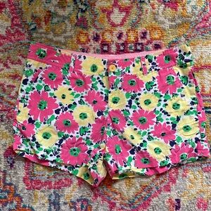 Lilly Pulitzer lightweight cotton shorts. Size 14